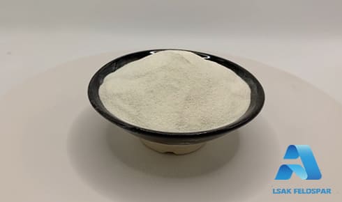 全球鈉長石供需格局及未來發(fā)展前景分析